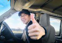 【駐車場あり/日払い週払いOK/送迎ドライバー（普通自動車可）】レンタカー店舗～空港間のハイヤー送迎運転手