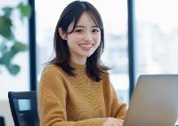 【不動産の広告事務サポート＜時給1,200円!!/土日祝休み/17時退勤♪＞】