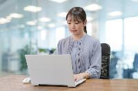 【短期／土日祝お休み！／豊見城市】受付事務スタッフ