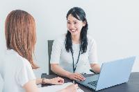 【ネットワーク機器、パソコン、システムなどの1次障害受付業務（夜勤/昇給あり/未経験可】