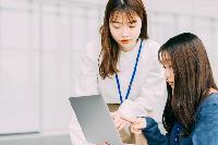 【英語力と簿記を活かす！】大手金融機関グループでの加盟店精算・事務サポート