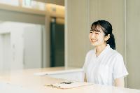 【高時給1900円・残業なし】選べるシフト（早番・遅番）！カウンセリング専門クリニックの受付・問い合わせ対応・データ入力